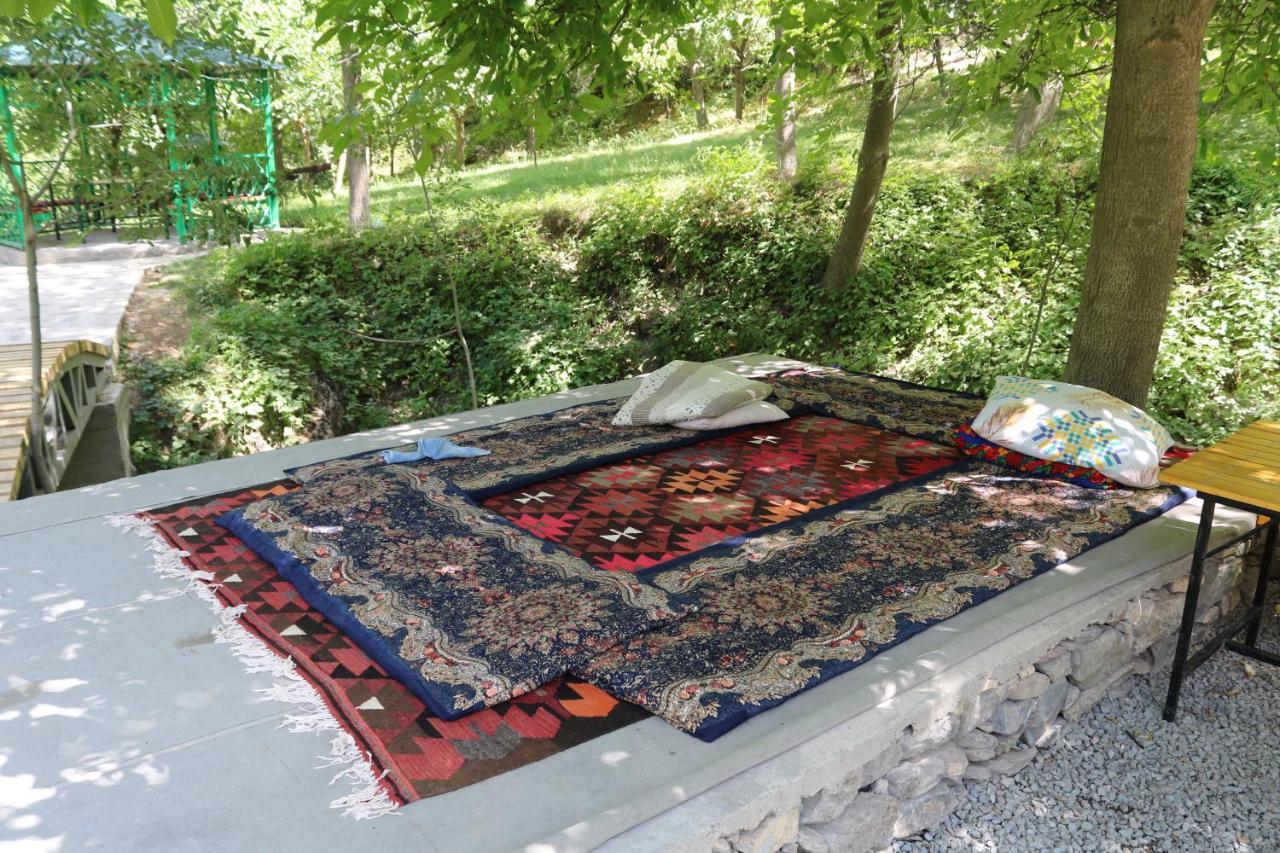Yukary-Ukhum Hayat Guesthouse Nuratau Mountains מראה חיצוני תמונה