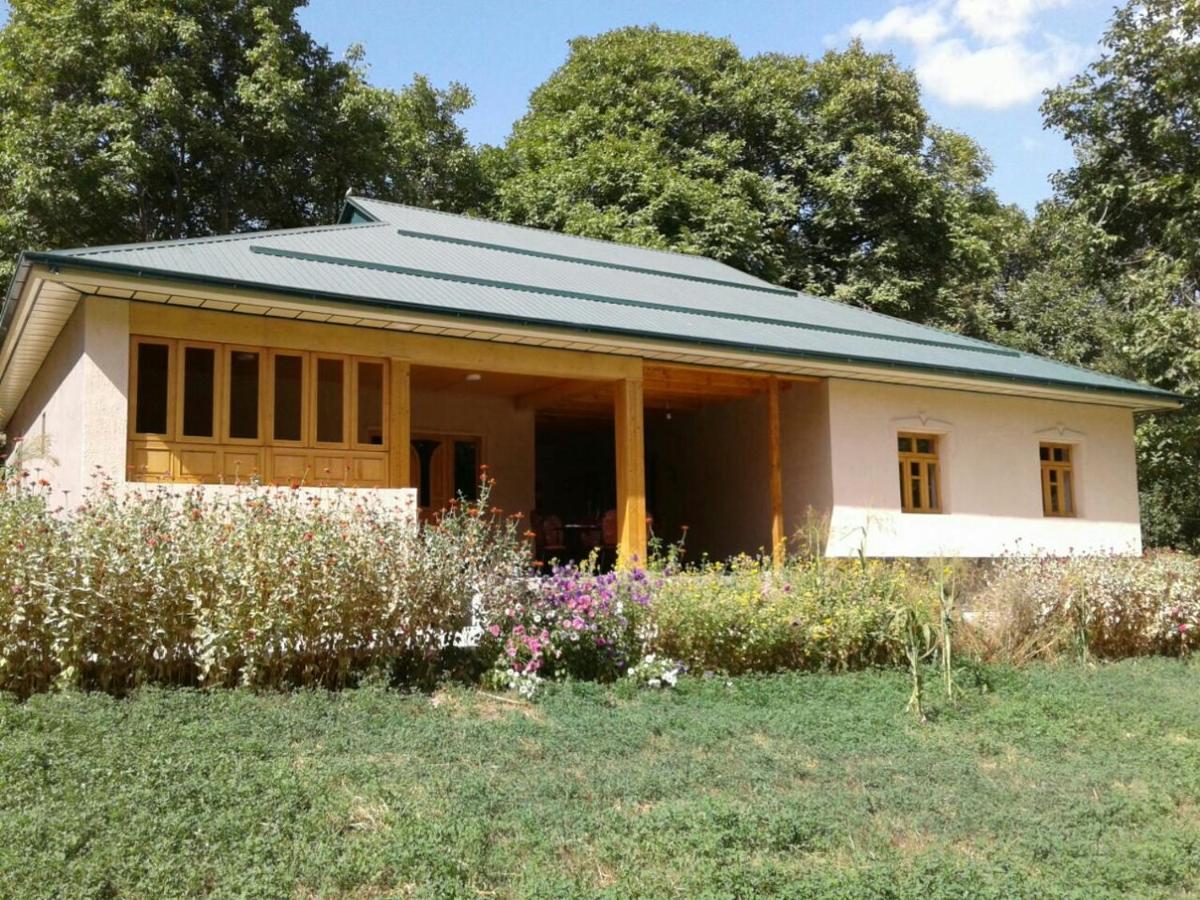 Yukary-Ukhum Hayat Guesthouse Nuratau Mountains מראה חיצוני תמונה
