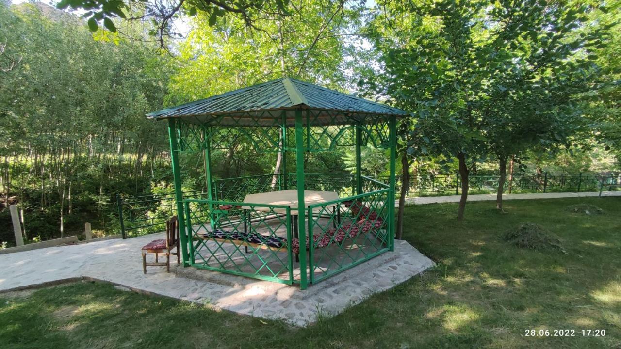 Yukary-Ukhum Hayat Guesthouse Nuratau Mountains מראה חיצוני תמונה
