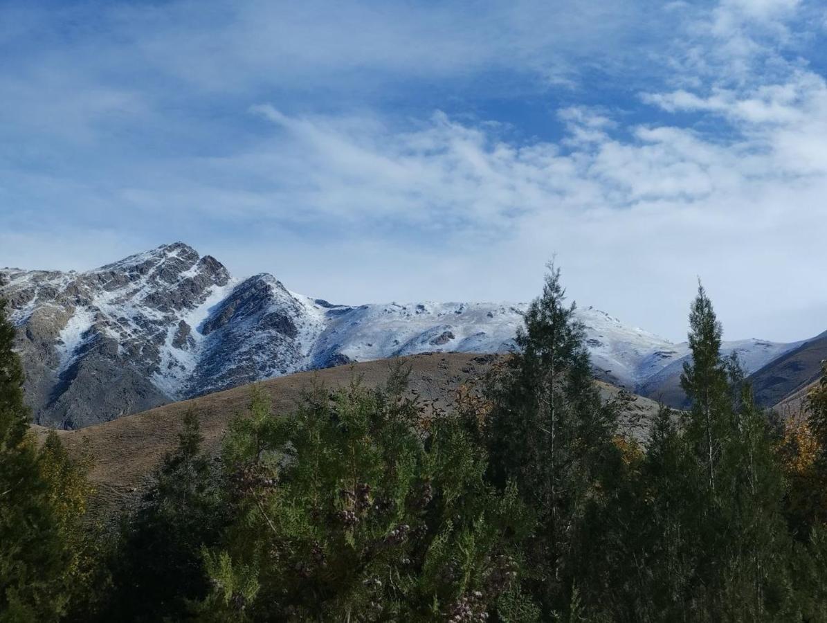 Yukary-Ukhum Hayat Guesthouse Nuratau Mountains מראה חיצוני תמונה
