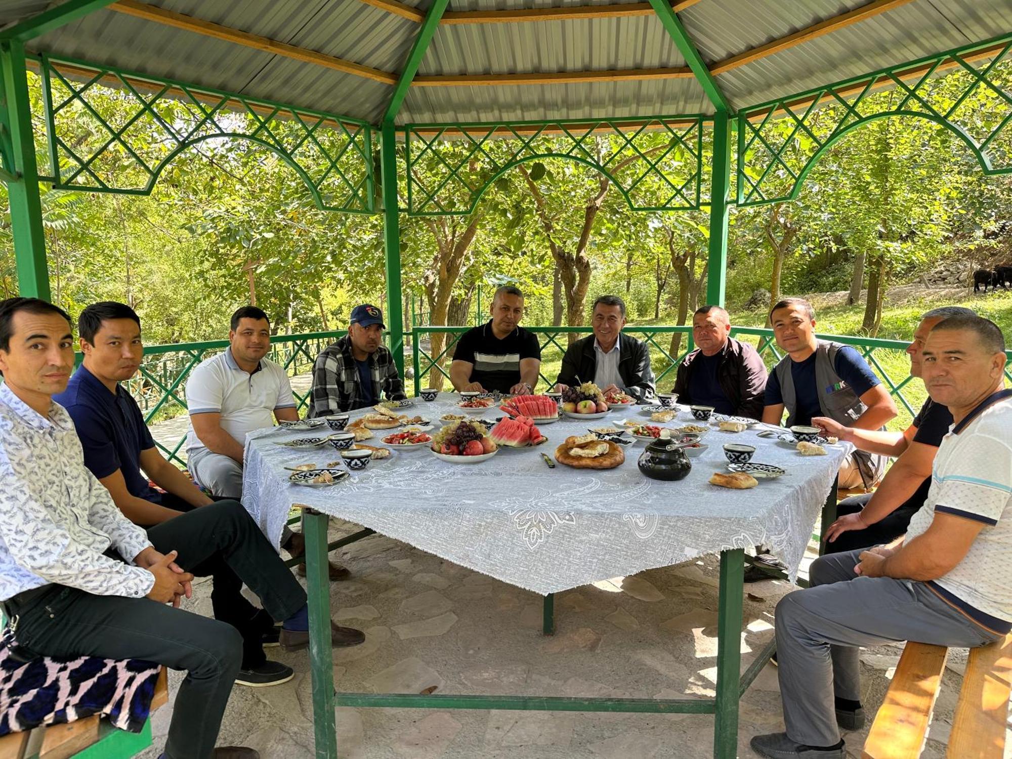 Yukary-Ukhum Hayat Guesthouse Nuratau Mountains מראה חיצוני תמונה