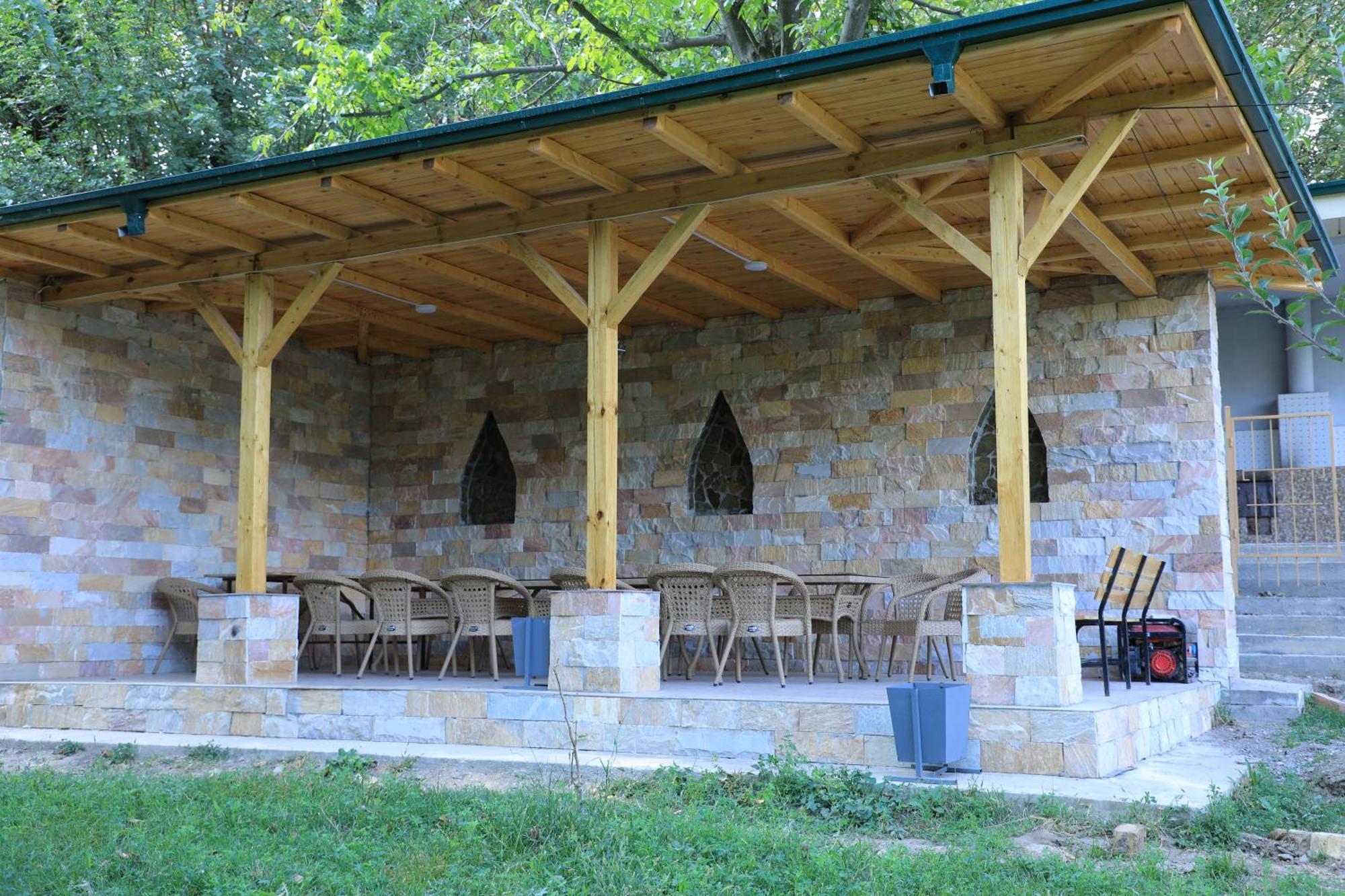 Yukary-Ukhum Hayat Guesthouse Nuratau Mountains מראה חיצוני תמונה