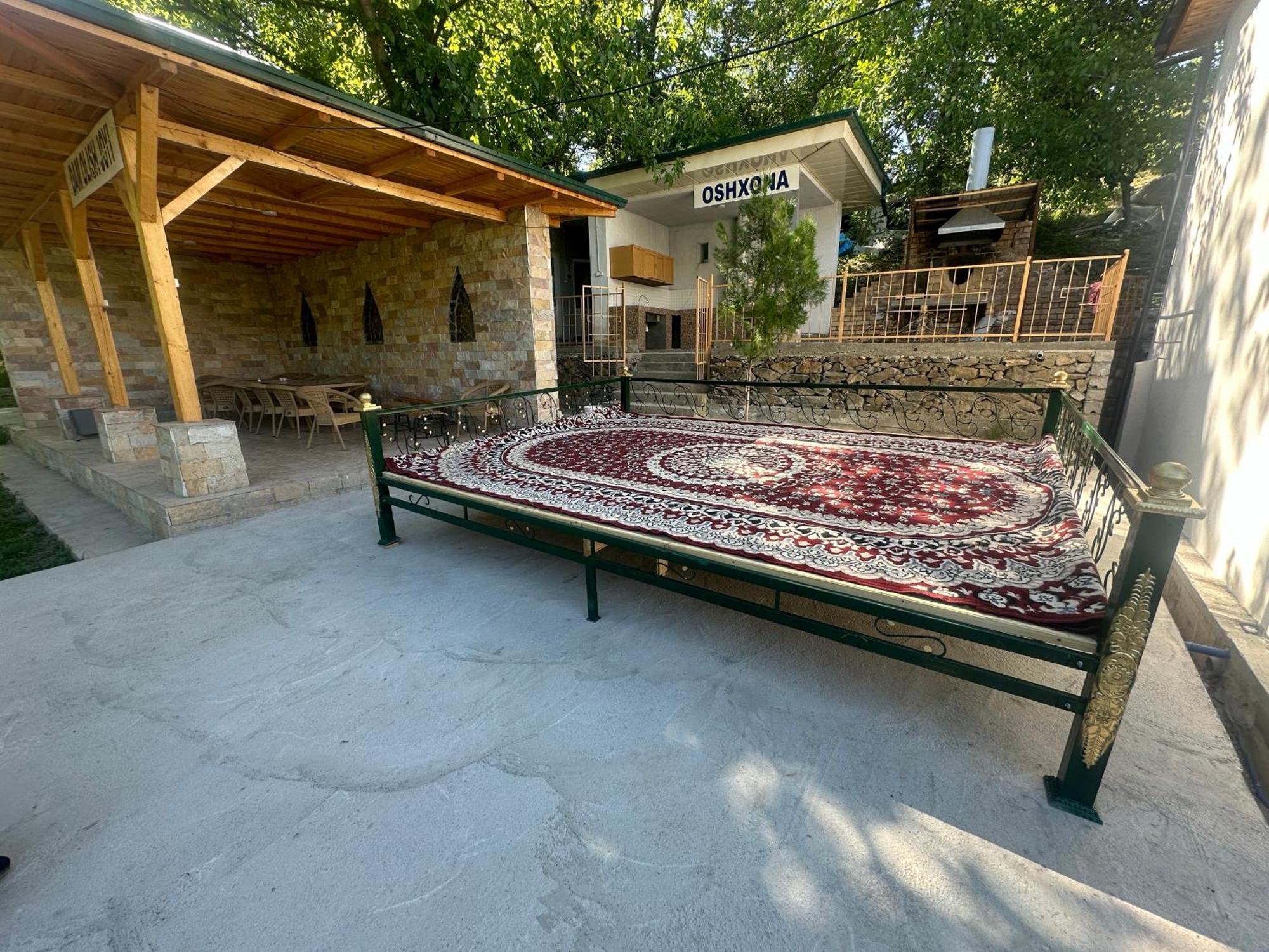 Yukary-Ukhum Hayat Guesthouse Nuratau Mountains מראה חיצוני תמונה